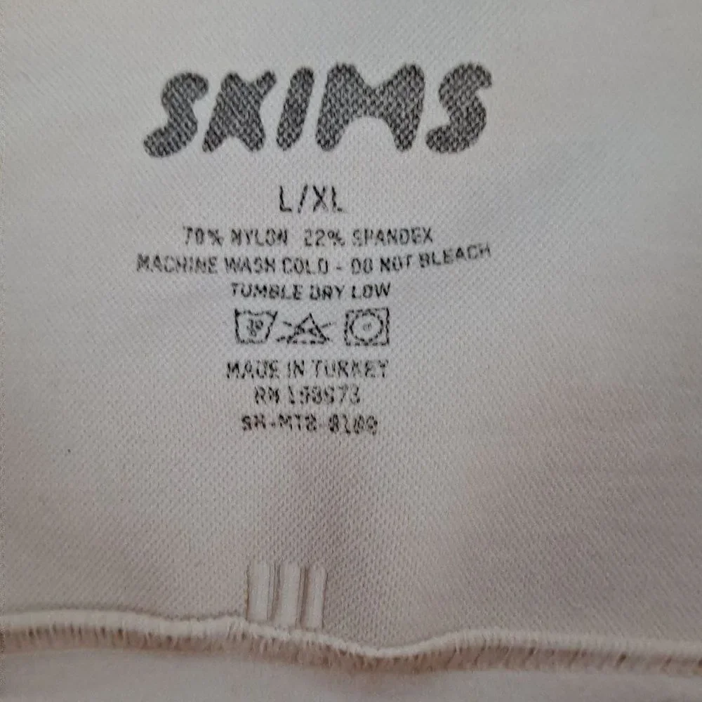 Skims High Waist bonded shapewear NWOT‎